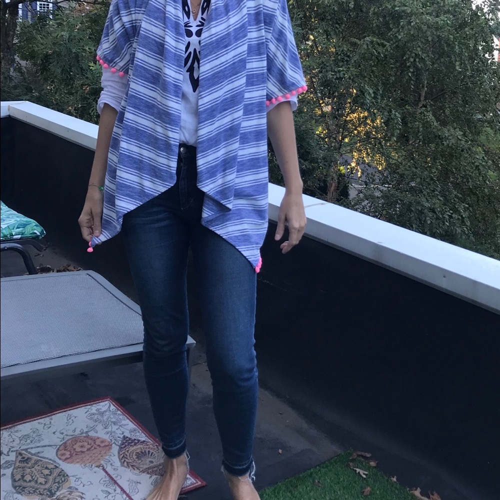 Vineyard Vines beach coverup top